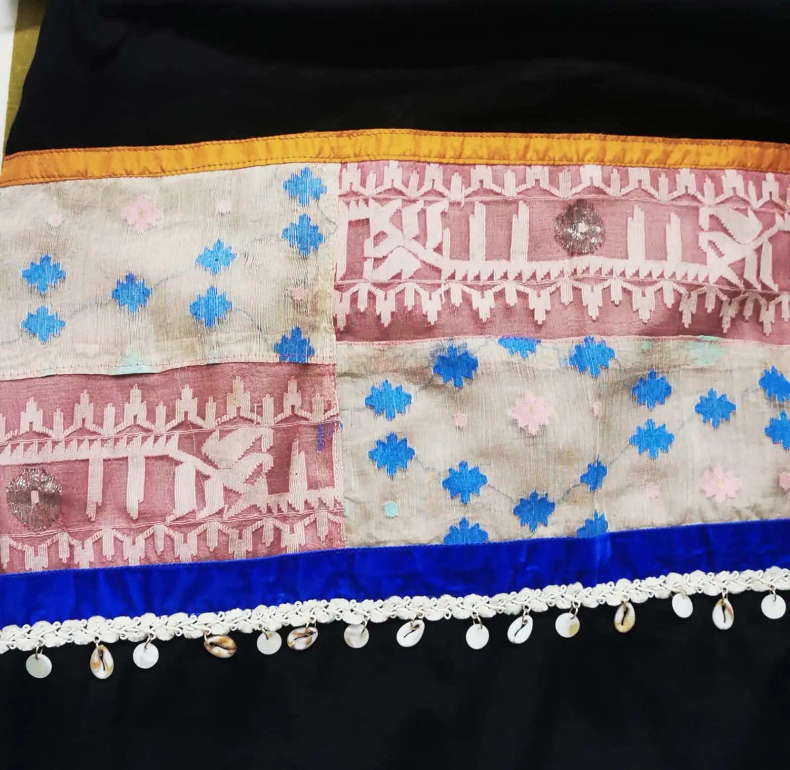 Jamdani Bohemian Type Abaya - Image 2